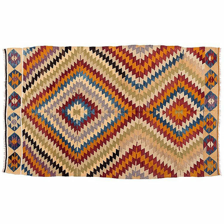 Asymmetrical Traditional Hand-Woven 100% Wool Kilim Rug - Ideal Place Market