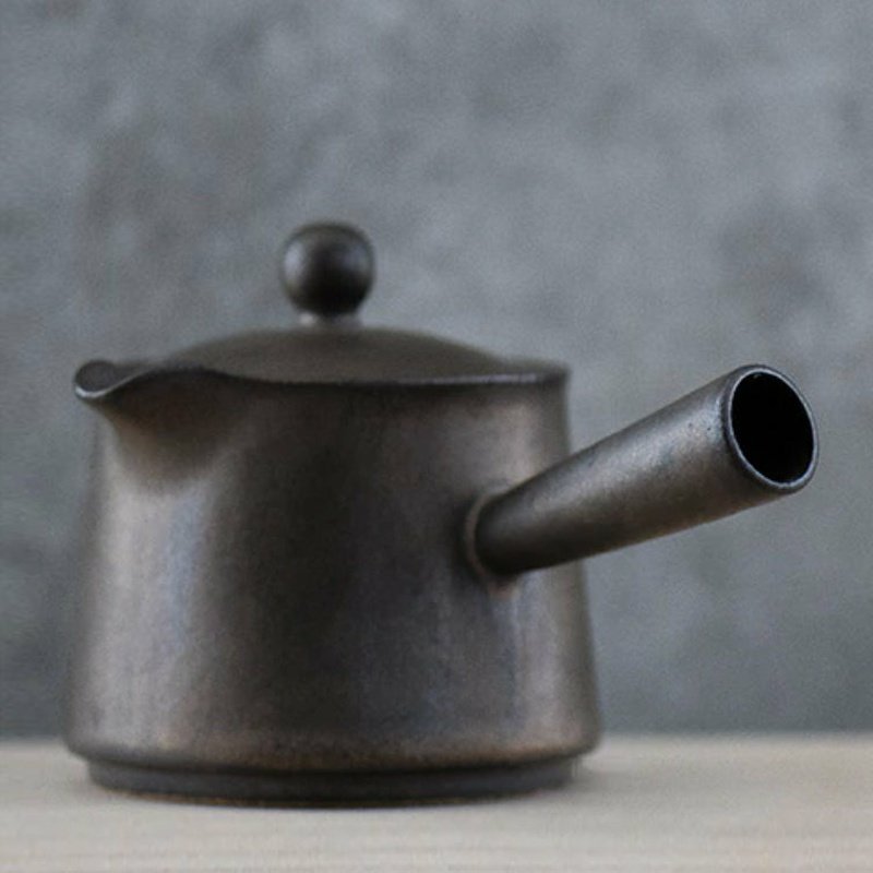 Rustic Bronze Japanese Teapot Set with 2 Cups - Ideal Place Market