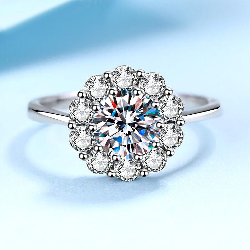 Women's Moissanite & Natural Zircon Cluster in S925 Ring - Ideal Place Market